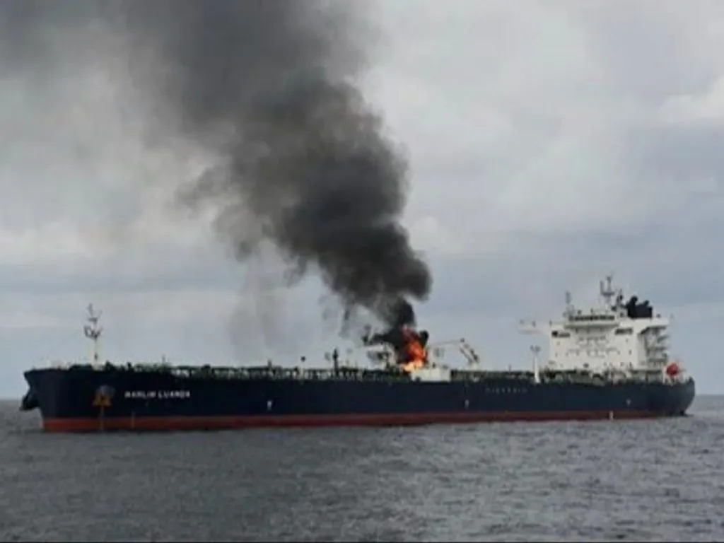 एलपीजीवाहू जहाजावर इस्रायलचा ड्रोनद्वारे हल्ला Israel attacks LPG tanker with drone