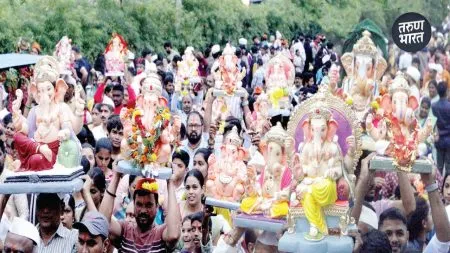 Kolhapur New: साडेतीन लाख गणेशमूर्तींचे पर्यावरणपूरक विसर्जन, 632 टन निर्माल्य विसर्जित citizens came out large numbers for immersion of the Ganesh idol