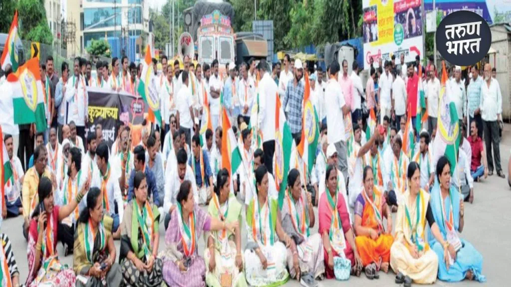 CM Fadnavis should resignation of MLA Gopichand Padalkar sangli