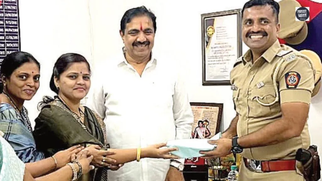 Sangli Ishwarpur MLA Jayant Patil fulfilled the demand of women for CCTV repair Marathi News