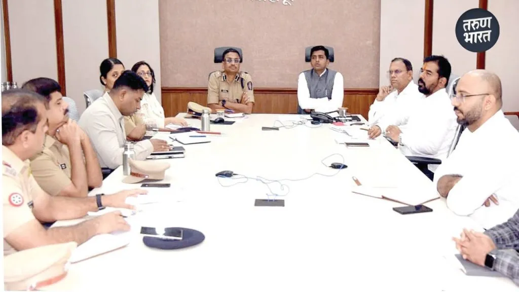 congestion of vehicles city, priority given outdoor parking meantime