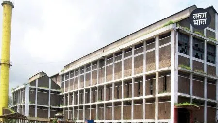 Hassan Mushrif stand like the Himalayas behind Daulat Karkhana