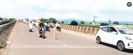 Kolhapur News: पुलाची शिरोलीतील पंचगंगेवरील मध्यभागचा पूल राहणार बंद Pulachi Shiroli kolhapur Panchganga bridge