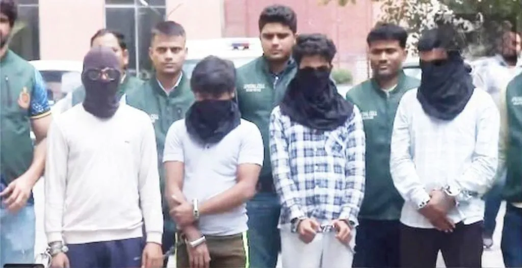 सुरक्षा दलांना यश, घातपाताचा कट उधळला Security forces succeed, foiling assassination plot