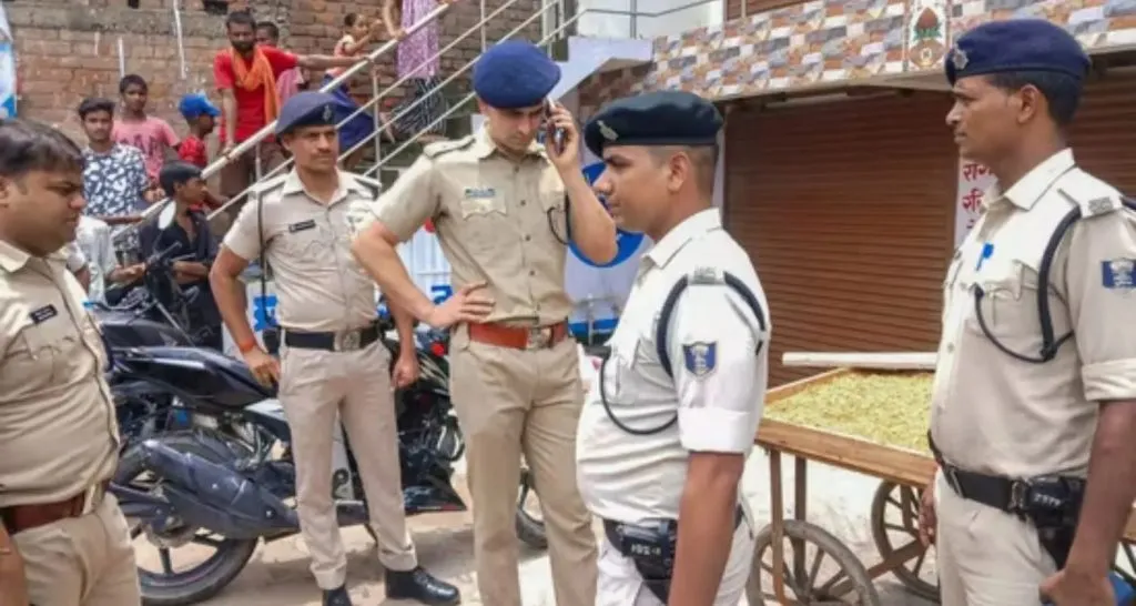 सेवाकरी हत्येप्रकरणी पाच जणांना अटक Five people arrested in connection with the murder of a serviceman