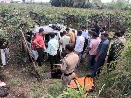 Severe accident between car and two-wheeler near Tasgaon