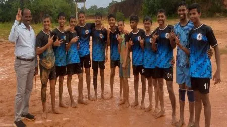 १७ वर्षाखालील खो -खो स्पर्धेत आरोस हायस्कूल तालुक्यात प्रथम