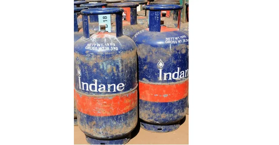 Commercial cylinder cheaper by Rs 51