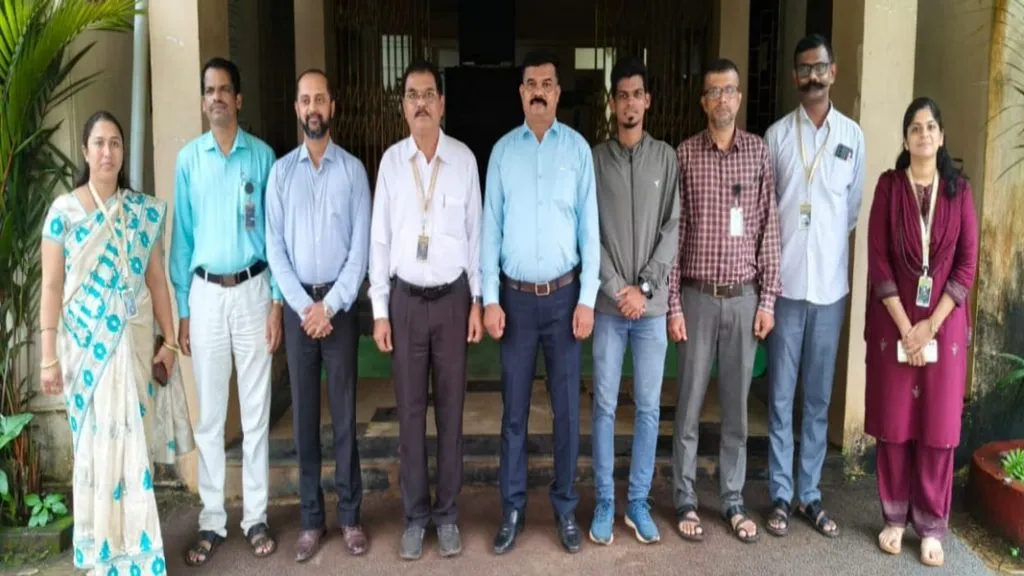 कोकण विभागीय आंतर महाविद्यालयीन बॅडमिंटन स्पर्धा कुडाळला