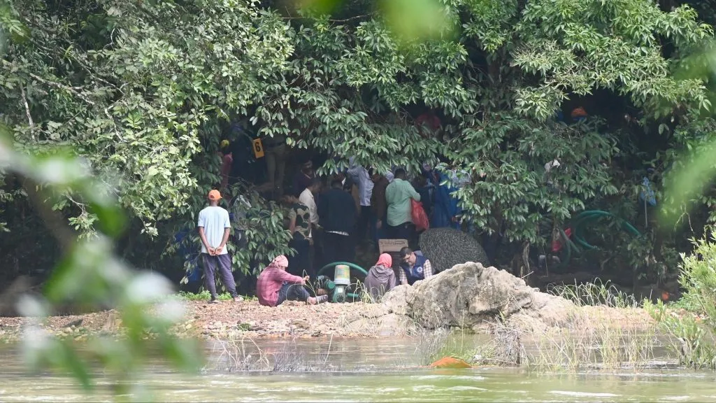 पुन्हा उत्खनन करण्याबाबत गंभीर चर्चा? Serious discussions about re-excavation?