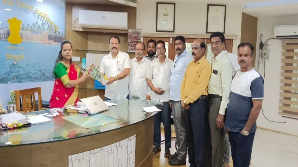 सिंधुदुर्गातील पर्यटन वाढीसाठी पर्यटन महासंघास सहकार्य करणार