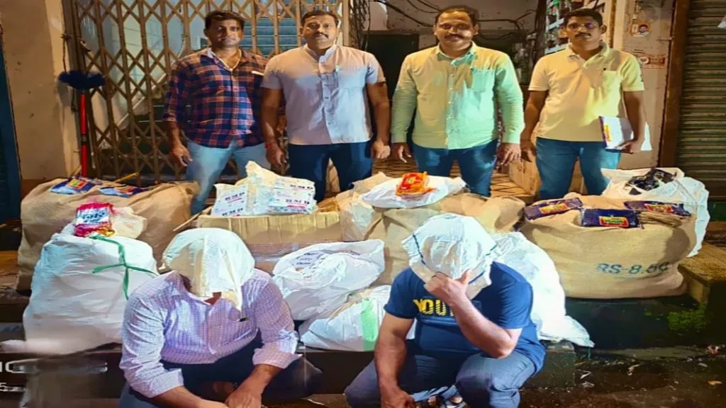 कुडाळला सुमारे पावणे तीन लाखाचा अवैध गुटखा जप्त