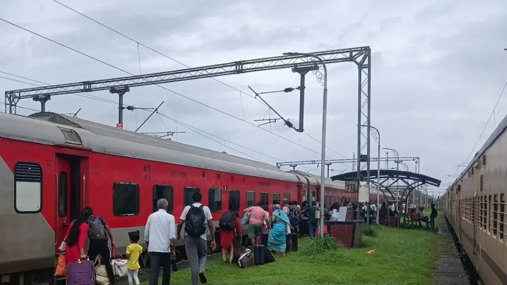 सावंतवाडी टर्मिनससाठी पंतप्रधान मोदींना ई- मेल