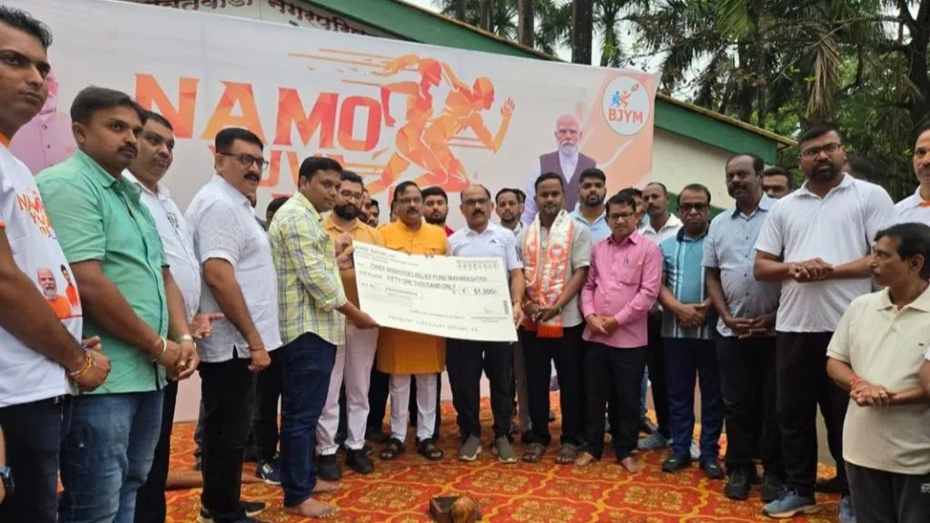 सीएम रिलीफ फंड्ससाठी संदिप गावडे यांच्याकडून ५१ हजाराची मदत