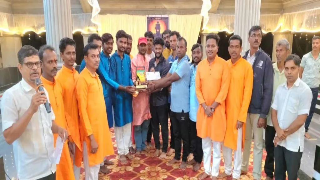 जिल्हास्तरीय भजन स्पर्धेत अणसुरचे सद्गगुरु प्रासादिक मंडळ प्रथम