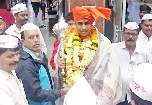 हलगेकर कुस्ती समितीतर्फे कामेश पाटीलचा गौरव Kamesh Patil honored by Halgekar Wrestling Committee