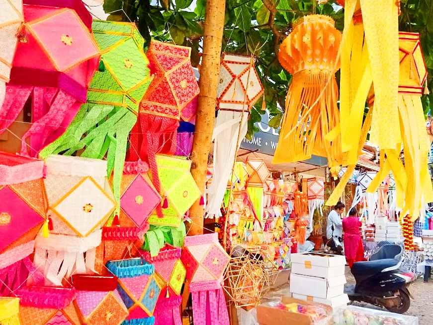 आली दिवाळी… आले दीपपर्व! Diwali has arrived... the festival of lights has arrived!