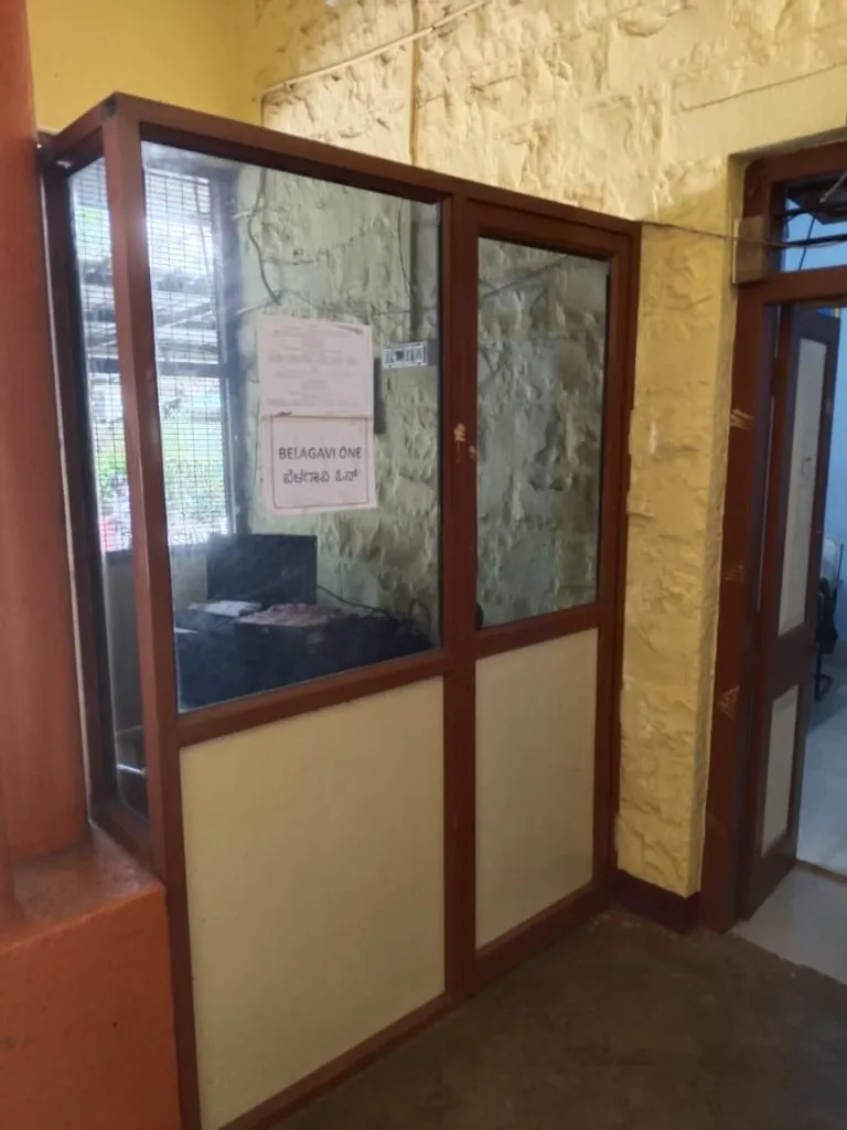 Citizens inconvenienced due to closure of e-Aasthi center in Konwal Gali