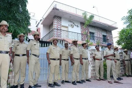 मतचोरी प्रकरणी एसआयटीचे कलबुर्गीत छापे SIT raids Kalburgi in vote rigging case