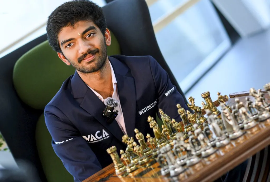 क्लच चेस स्पर्धेत गुकेशसमोर कडवे आव्हान Gukesh faces tough challenge in clutch chess tournament