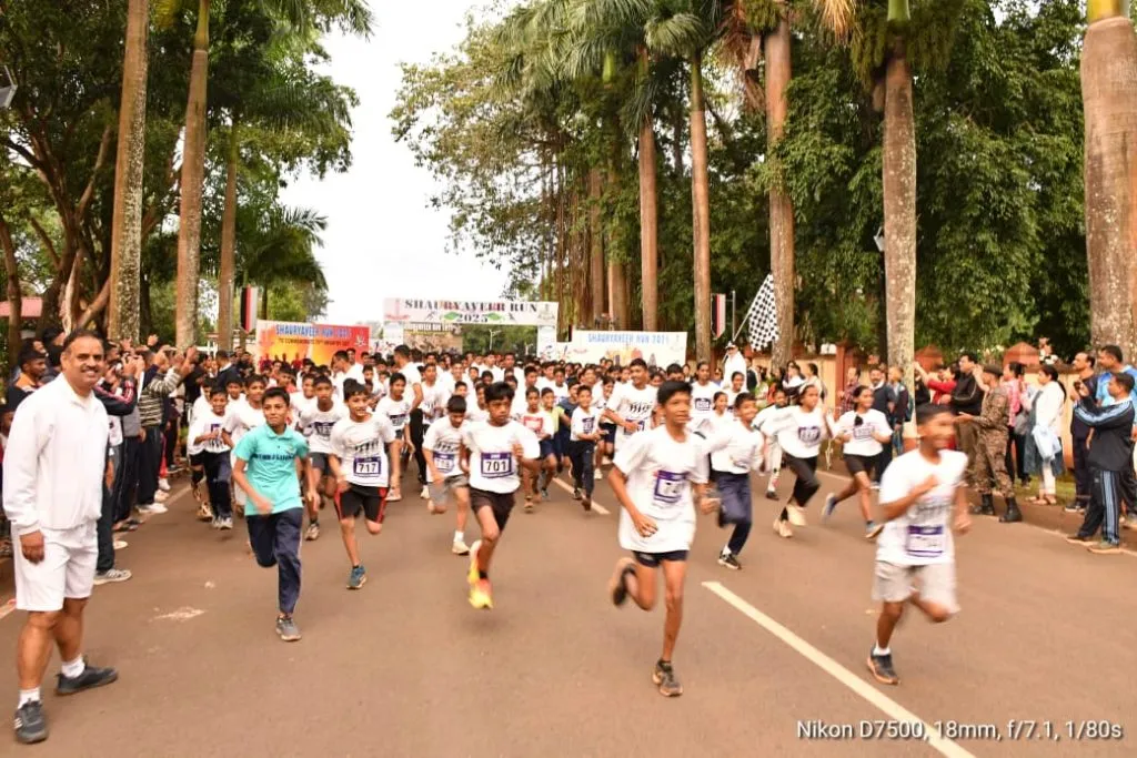 Spontaneous response to Maratha Infantry's 'Shauryaveer Run'