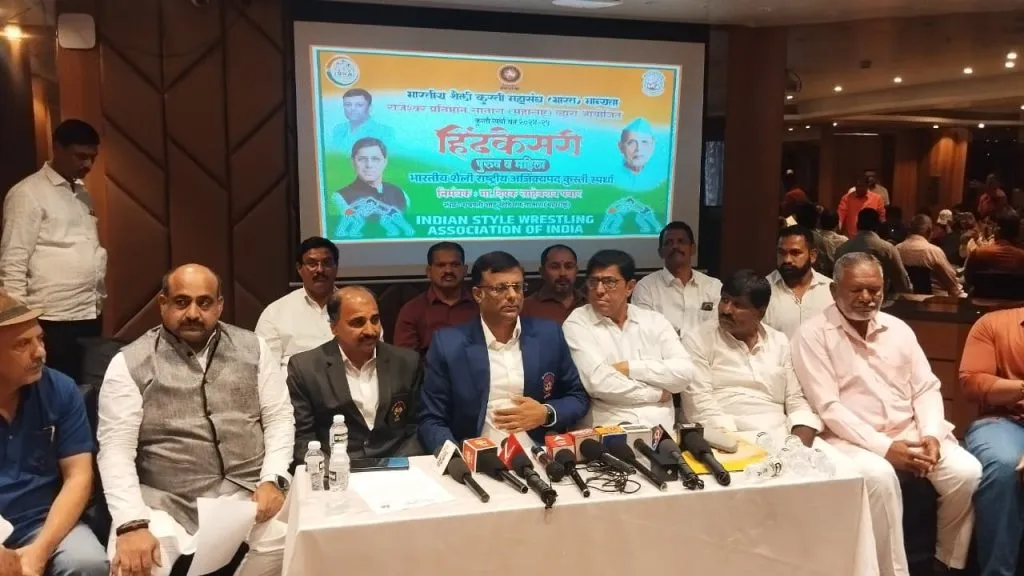 साताऱ्यात पुरुष, महिला हिंदकेसरी 2024-25 च्या स्पर्धेचे आयोजन ; 800 मल्ल सहभागी होणार grand Hind Kesari wrestling tournament was held in Satar