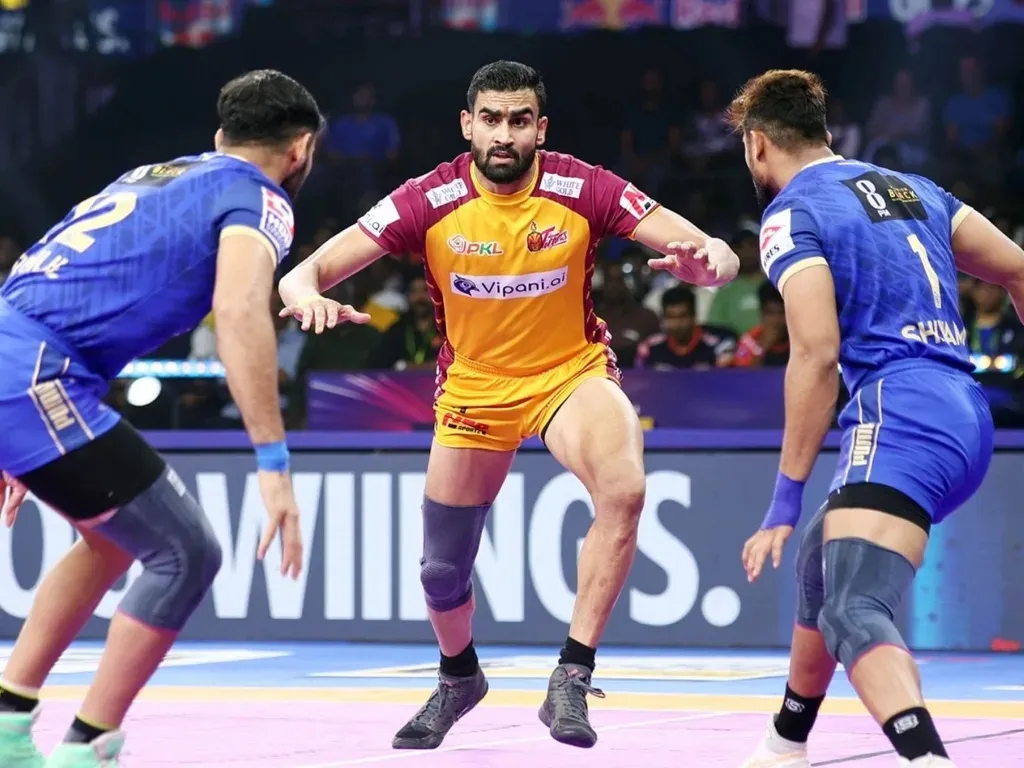 तेलुगू टायटन्सच्या विजयात हुडाची चमक Hooda shines in Telugu Titans' victory