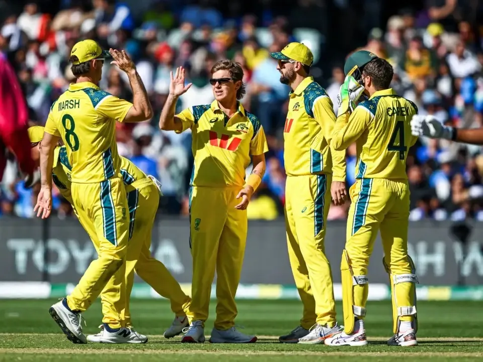 ऑस्ट्रेलियाने जिंकली वनडे मालिका Australia won the ODI series.