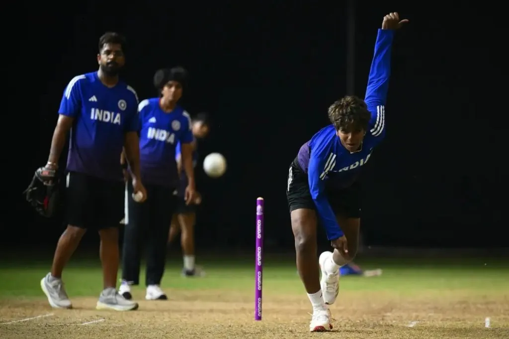 भारतीय महिलांपुढे आज ऑस्ट्रेलियाचे कडवे आव्हान Australia faces a tough challenge for Indian women today