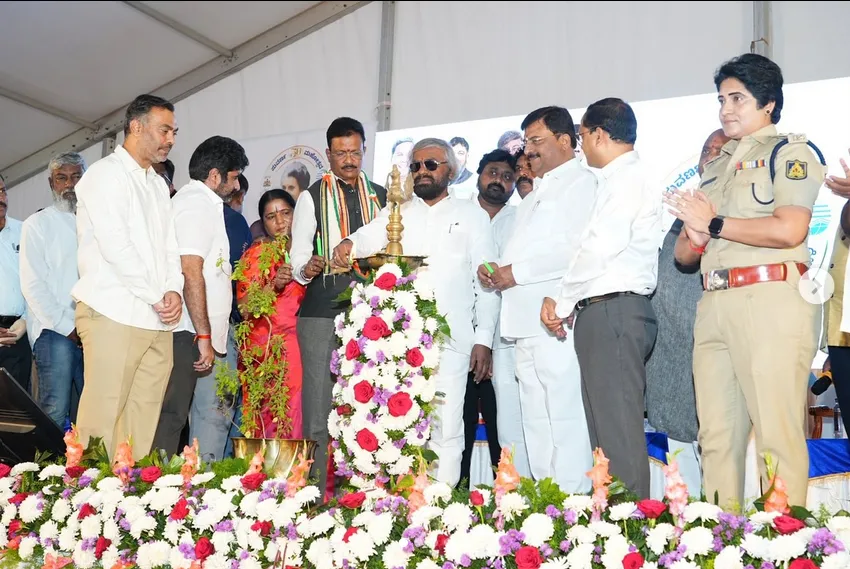 Strictly enforce the law to protect the environment!