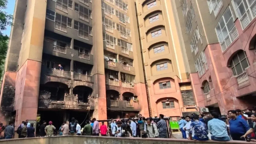 Fire breaks out at MPs' apartments in Delhi