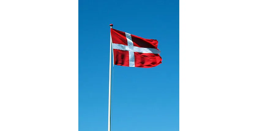 जगातील सर्वात जुना ध्वज The oldest flag in the world