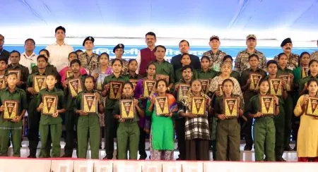 भूपतीसह 61 नक्षलींचे आत्मसमर्पण 61 Naxalites including Bhupathi surrender