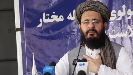 Let's beat the Pakistan army up to the Indian border!