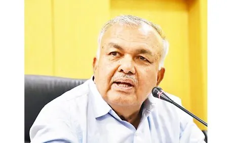 Check the security system on buses.