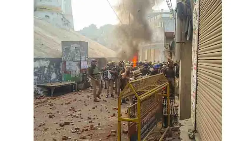 संभल दंगलीच्या 4 आरोपींना जामीन 4 accused in Sambhal riots granted bail