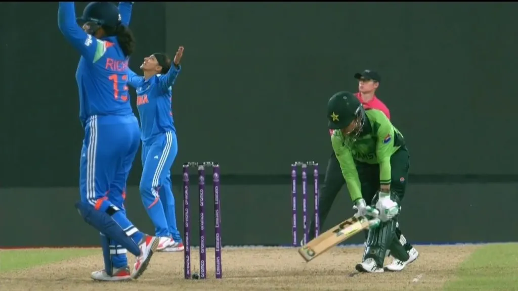 पाकिस्तानच्या सिद्रा अमिनवर ‘अॅक्शन’