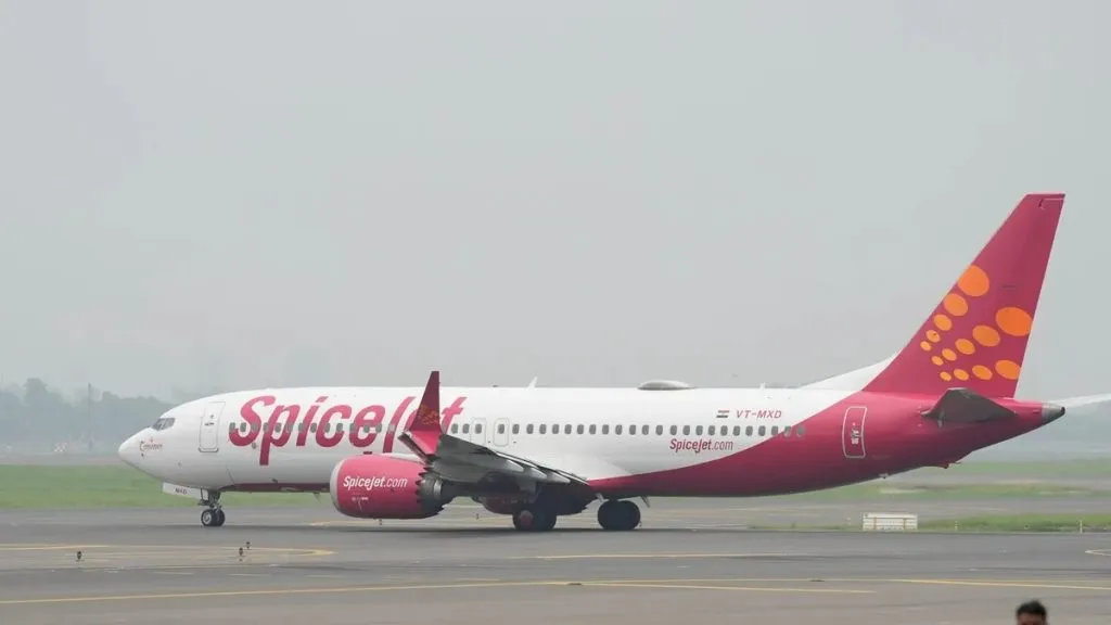 SpiceJet flight makes emergency landing