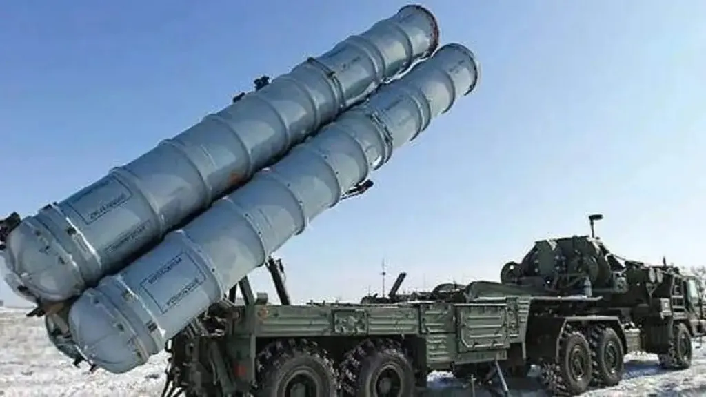एस-400 क्षेपणास्त्रांसाठी 10 हजार कोटींचा करार 10 thousand crores deal for S-400 missiles