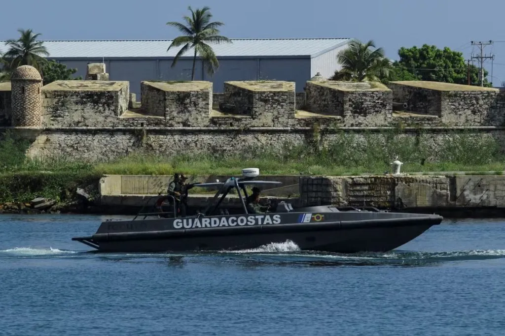 व्हेनेझुएलाच्या जहाजावर अमेरिकेचा हल्ला US attack on Venezuelan ship