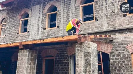 The artists held the engineer of the relevant contractor company