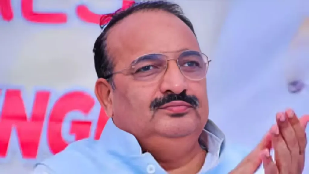 उत्तरप्रदेशचे मंत्री दिनेश प्रताप सिंह यांची प्रकृती बिघडली Uttar Pradesh Minister Dinesh Pratap Singh's health deteriorates