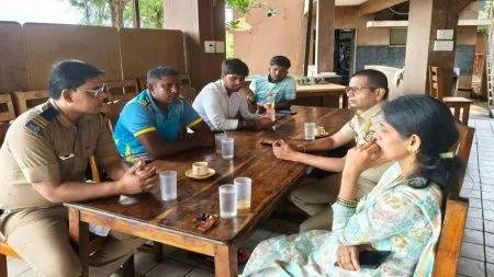 पर्यटन व्यावसायिकांनी किनारपट्टीवर जीवरक्षकाची नियुक्ती करावी