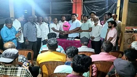 जनतेला खोटी आश्वासने देऊन सत्ताधाऱ्यांकडून पक्षप्रवेश : वैभव नाईक