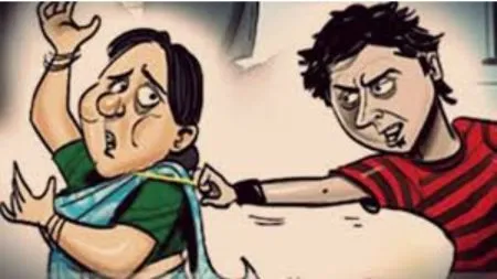 Solapur Crime : मंगळवेढा बसस्थानकावर चोरट्याने पळविले वृद्धेचे दागिने Elderly woman robbed while boarding ST bus