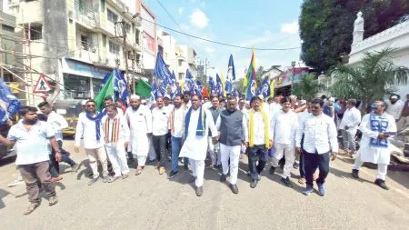 Dalit organizations rally on Rajpath in Satara to defend Constitution