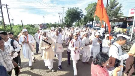 Kartik Dindi's enthusiastic departure from Miraj city