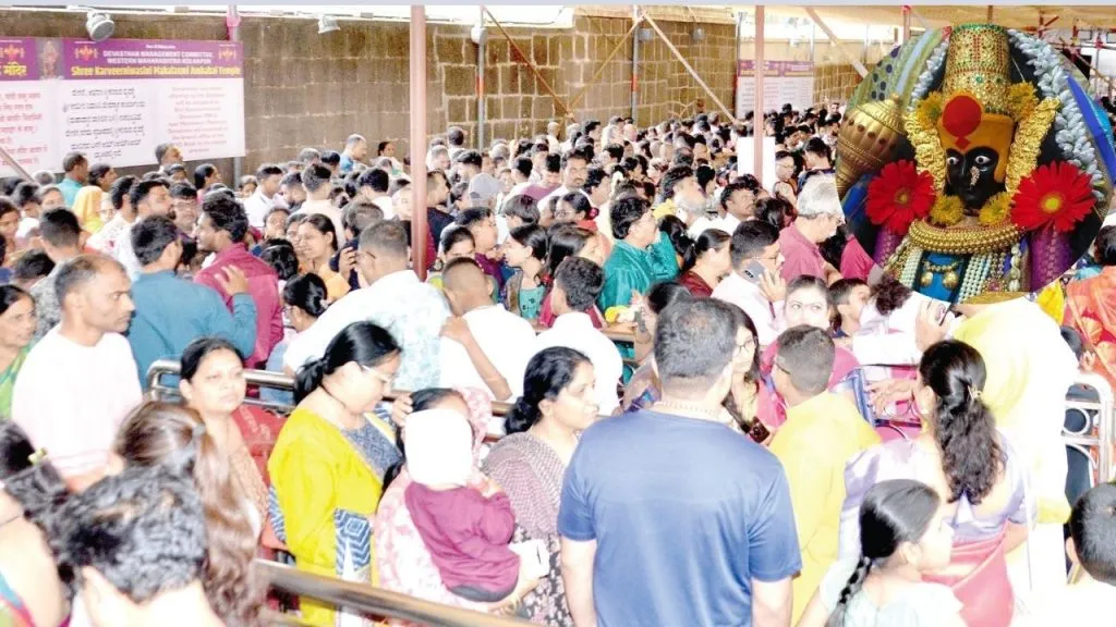 Devotees throng for Ambabai Darshan