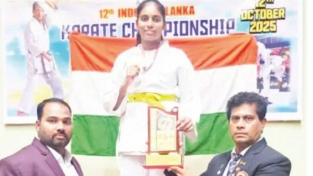 Kolhapur : शेतकरी कुटुंबातील सायली सनबेची कराटे मैदानात सुवर्ण झळाळी ! Sayali Sanbe wins international karate competition