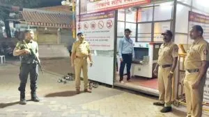 Kolhapur Security Alert : दिल्ली स्फोटाच्या पार्श्वभूमीवर कोल्हापुरातील बंदोबस्तामध्ये वाढ Alert in Kolhapur after blast outside Red Fort